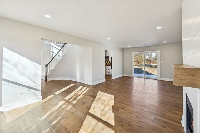 628 Vaughans Gap Rd, Spring Hill, TN 37174