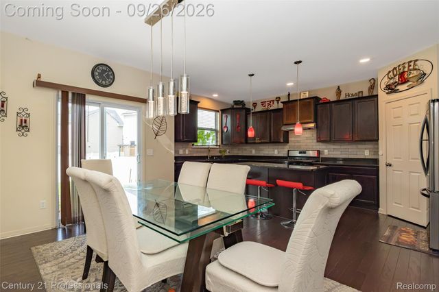 42261 Mandalay Court, Sterling Heights, MI 48313