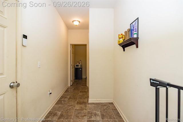 42261 Mandalay Court, Sterling Heights, MI 48313