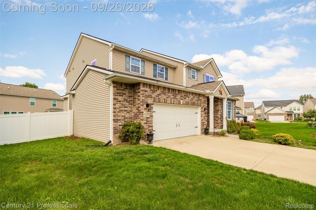 42261 Mandalay Court, Sterling Heights, MI 48313