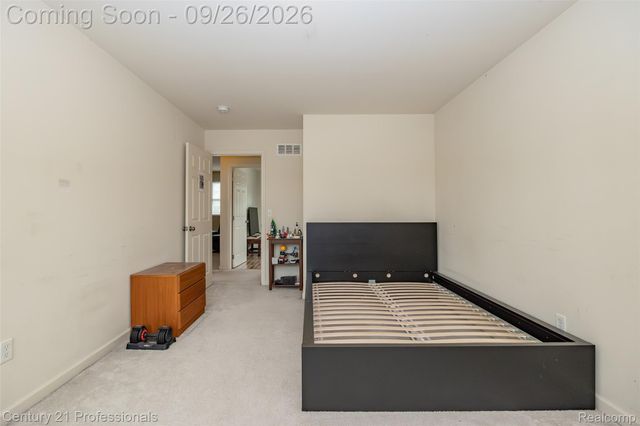 42261 Mandalay Court, Sterling Heights, MI 48313