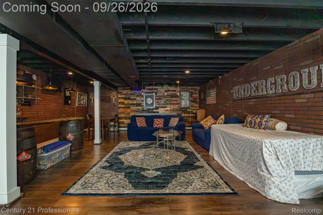 42261 Mandalay Court, Sterling Heights, MI 48313