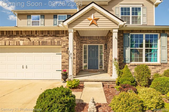 42261 Mandalay Court, Sterling Heights, MI 48313