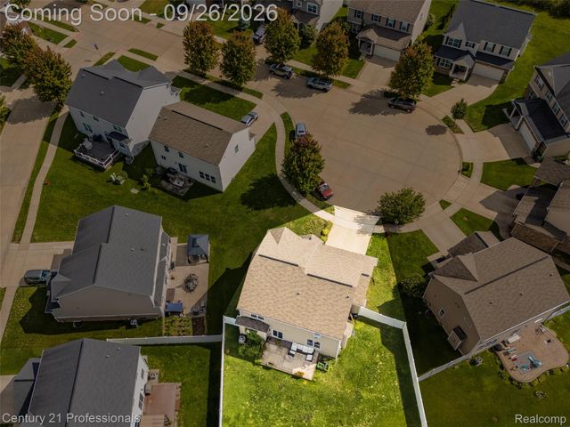 42261 Mandalay Court, Sterling Heights, MI 48313