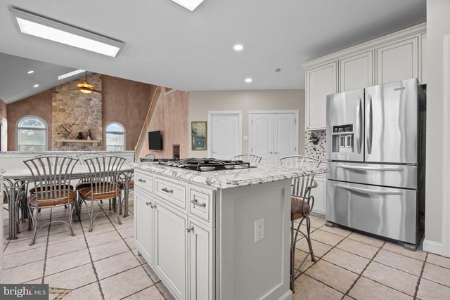 28 DARTMOUTH LN, Richboro, PA 18954