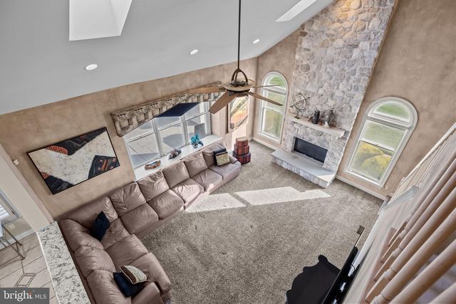 28 DARTMOUTH LN, Richboro, PA 18954