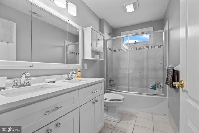 28 DARTMOUTH LN, Richboro, PA 18954