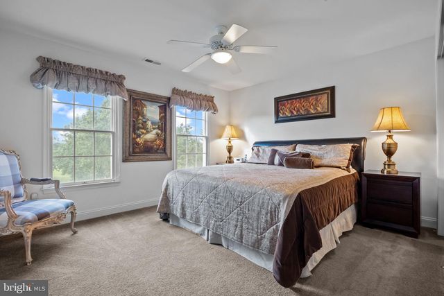 28 DARTMOUTH LN, Richboro, PA 18954