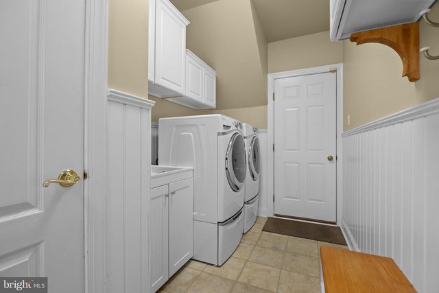 28 DARTMOUTH LN, Richboro, PA 18954