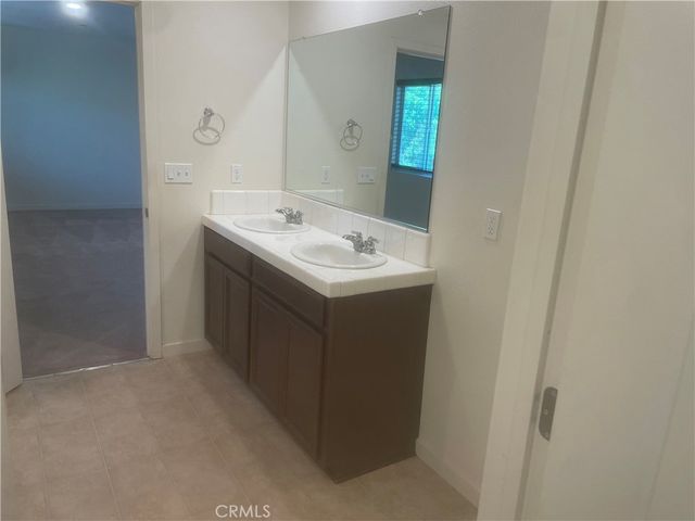 122 Mono Lake Court, Merced, CA 95341