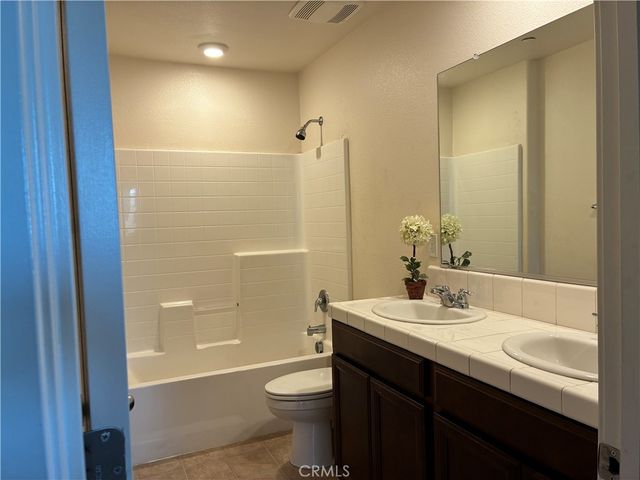 122 Mono Lake Court, Merced, CA 95341