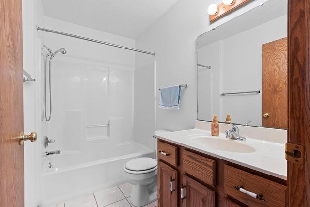 3910 MONROE ROAD, De Pere, WI 54115