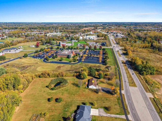 3910 MONROE ROAD, De Pere, WI 54115