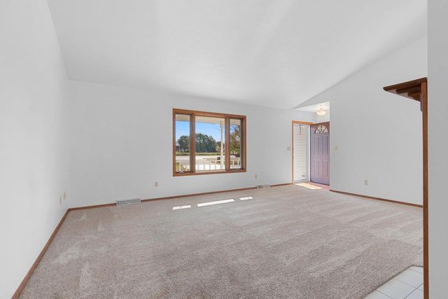 3910 MONROE ROAD, De Pere, WI 54115