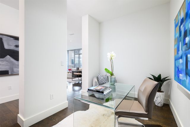 2200 Victory Avenue 2007, Dallas, TX 75219