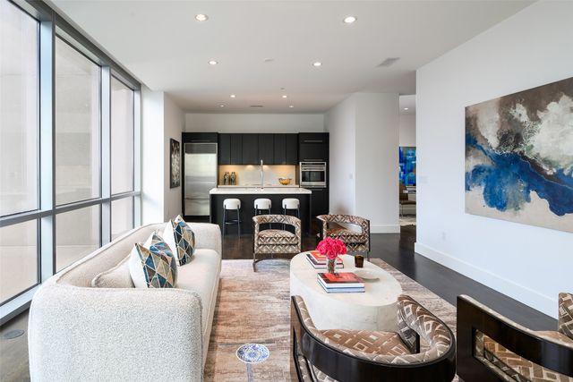 2200 Victory Avenue 2007, Dallas, TX 75219