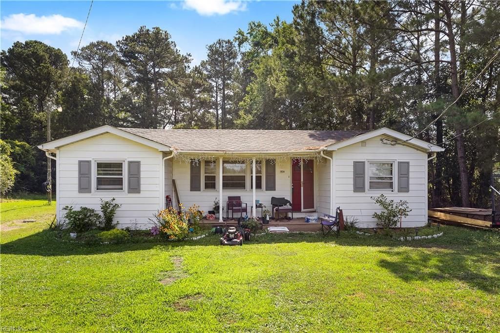 1934 Carolina RD, Suffolk, VA 23434