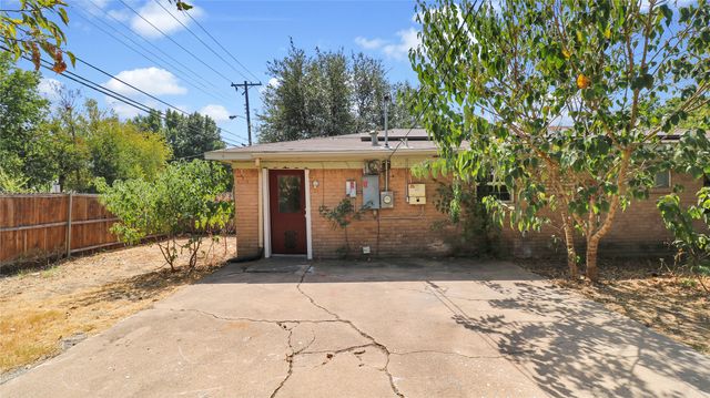 2201 Linwood Lane, Irving, TX 75061