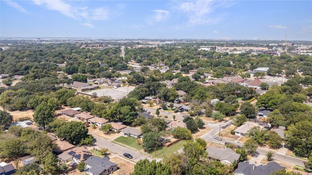 2201 Linwood Lane, Irving, TX 75061