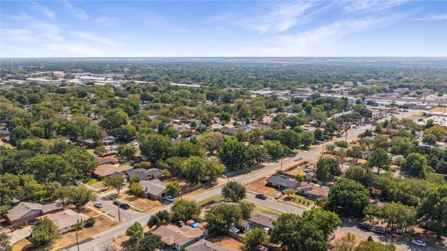 2201 Linwood Lane, Irving, TX 75061