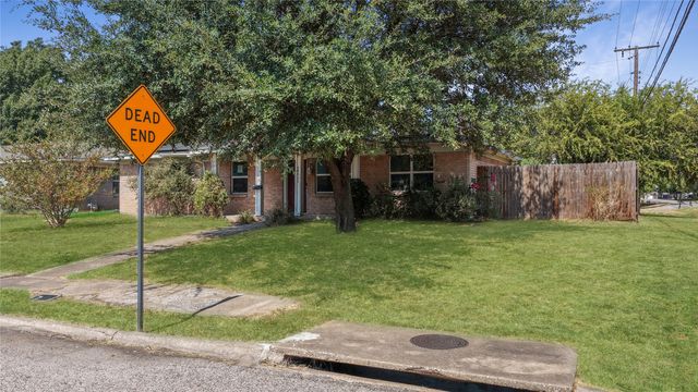 2201 Linwood Lane, Irving, TX 75061