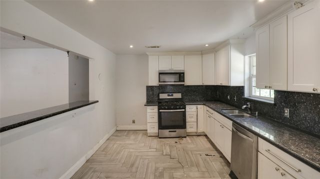 2201 Linwood Lane, Irving, TX 75061