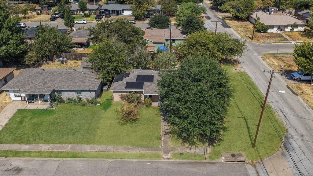 2201 Linwood Lane, Irving, TX 75061 — photo 2