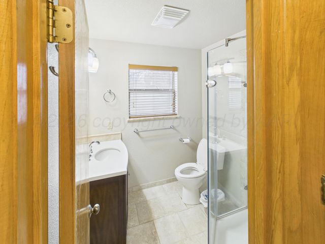 717 Phillips Drive, Dumas, TX 79029