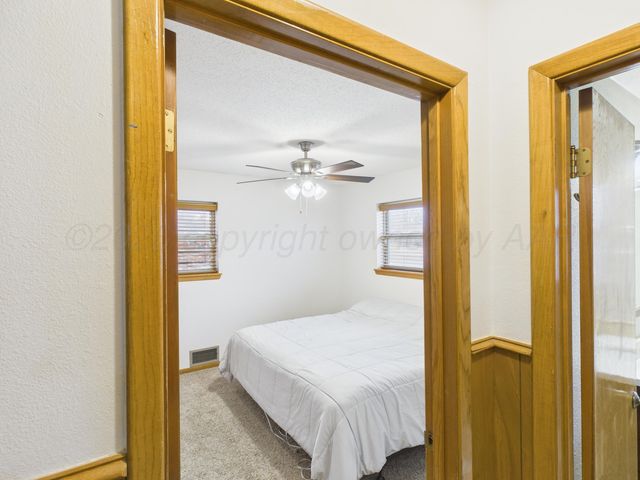 717 Phillips Drive, Dumas, TX 79029