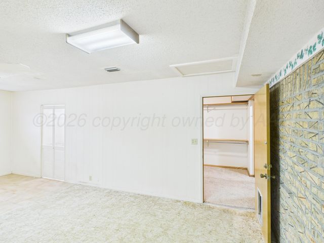 717 Phillips Drive, Dumas, TX 79029