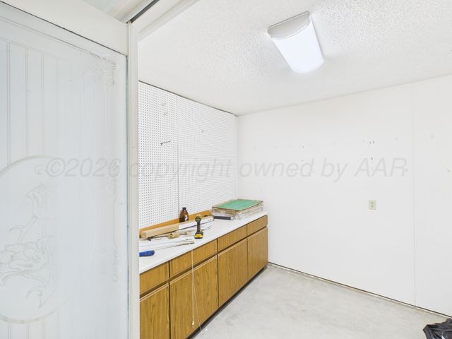 717 Phillips Drive, Dumas, TX 79029