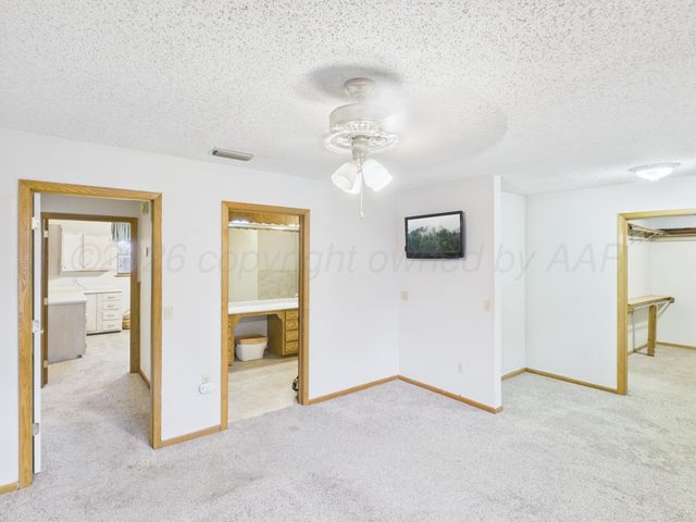 717 Phillips Drive, Dumas, TX 79029