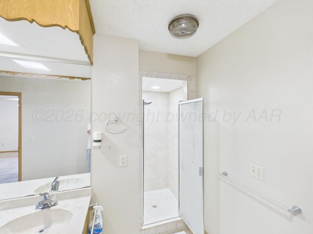 717 Phillips Drive, Dumas, TX 79029