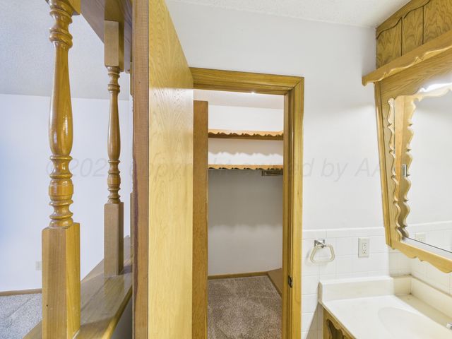 717 Phillips Drive, Dumas, TX 79029