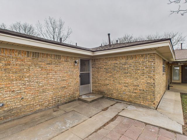 717 Phillips Drive, Dumas, TX 79029