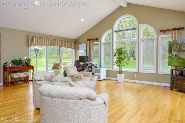 9243 Sherwood Drive, Springfield Charter Township, MI 48350