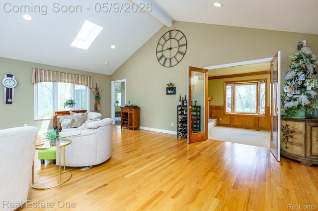 9243 Sherwood Drive, Springfield Charter Township, MI 48350