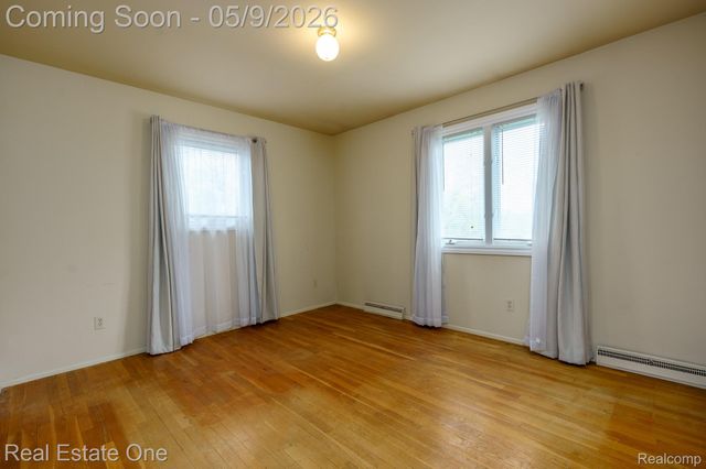 9243 Sherwood Drive, Springfield Charter Township, MI 48350