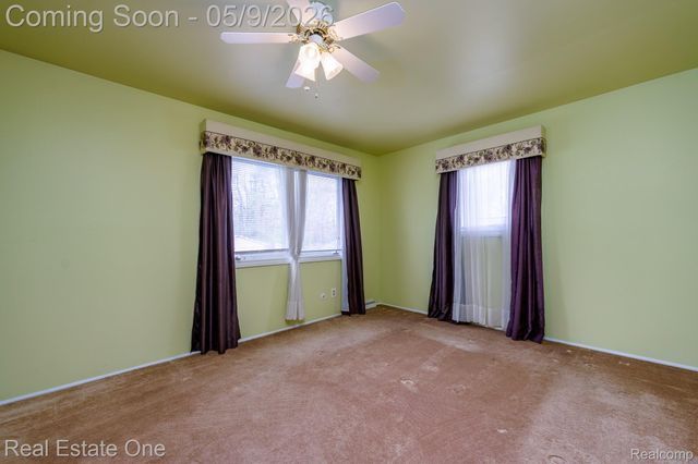 9243 Sherwood Drive, Springfield Charter Township, MI 48350