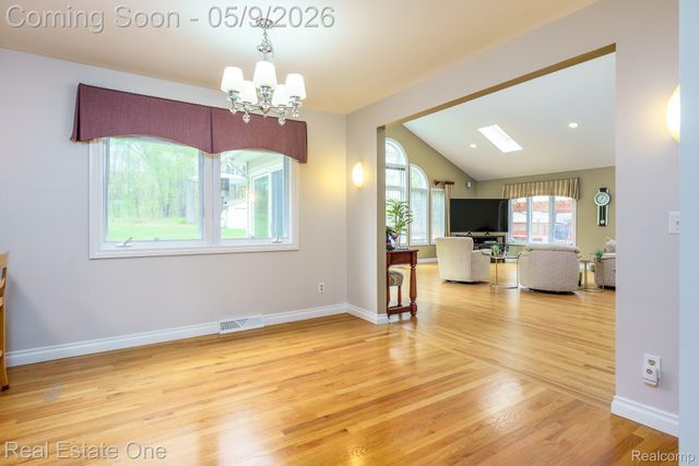 9243 Sherwood Drive, Springfield Charter Township, MI 48350