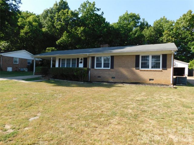 213 General J E Johnston Street, Stanley, NC 28164