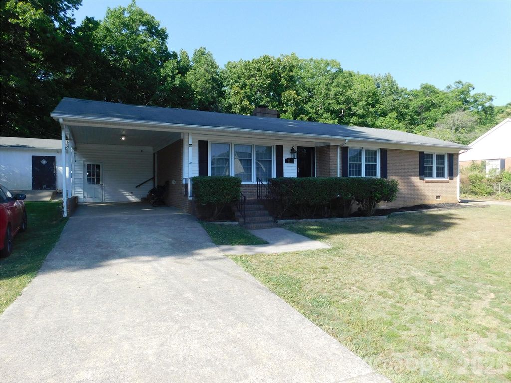 213 General J E Johnston Street, Stanley, NC 28164