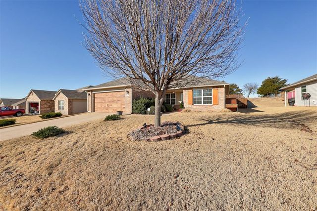 1225 Granite Lane, Noble, OK 73068