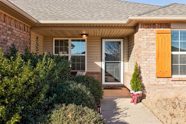 1225 Granite Lane, Noble, OK 73068