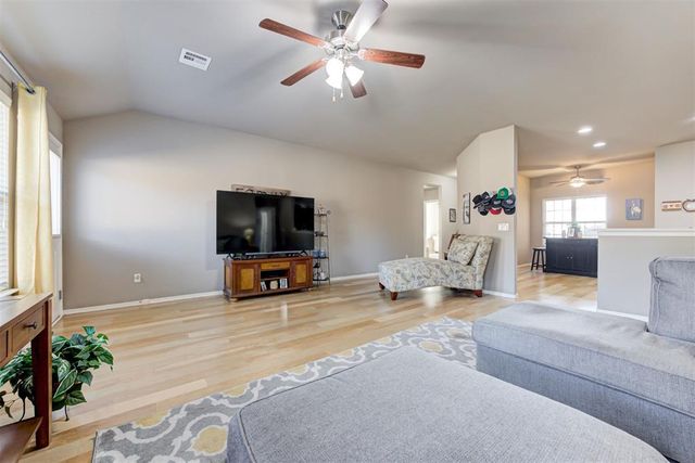 1225 Granite Lane, Noble, OK 73068