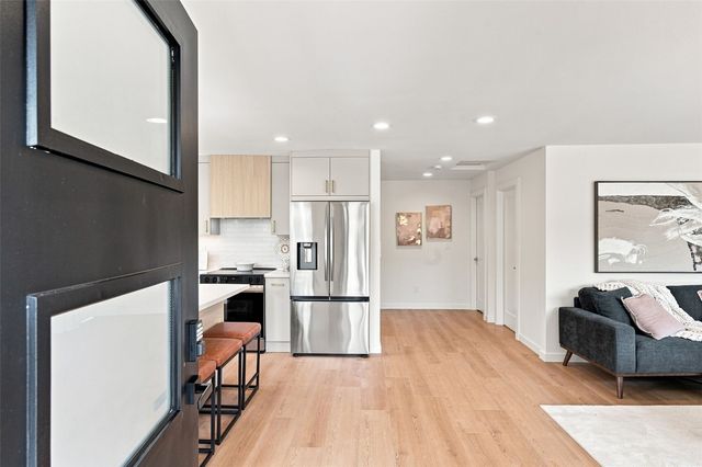 4807 15th Avenue S, Seattle, WA 98108