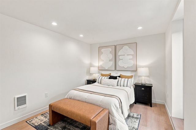 4807 15th Avenue S, Seattle, WA 98108