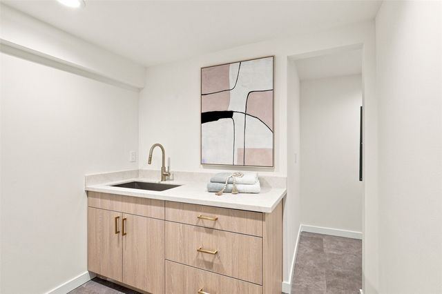 4807 15th Avenue S, Seattle, WA 98108