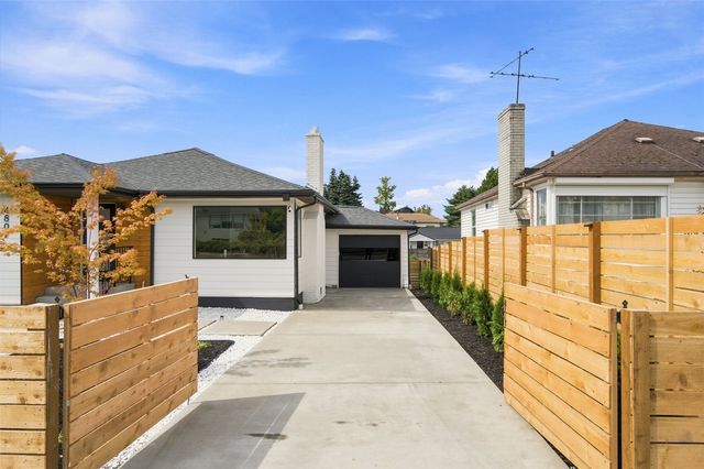 4807 15th Avenue S, Seattle, WA 98108