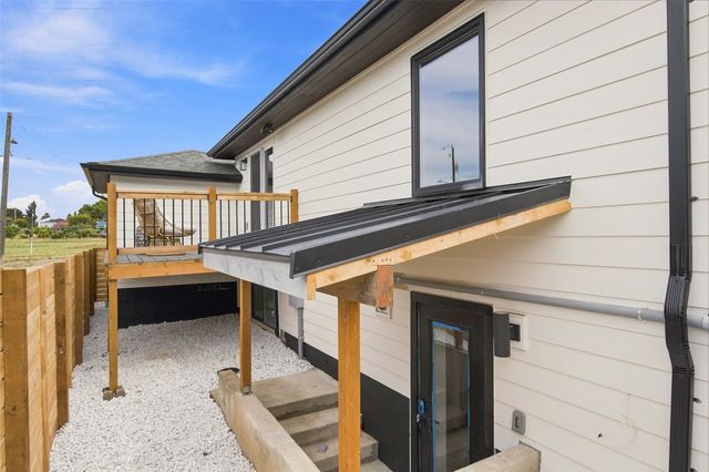 4807 15th Avenue S, Seattle, WA 98108